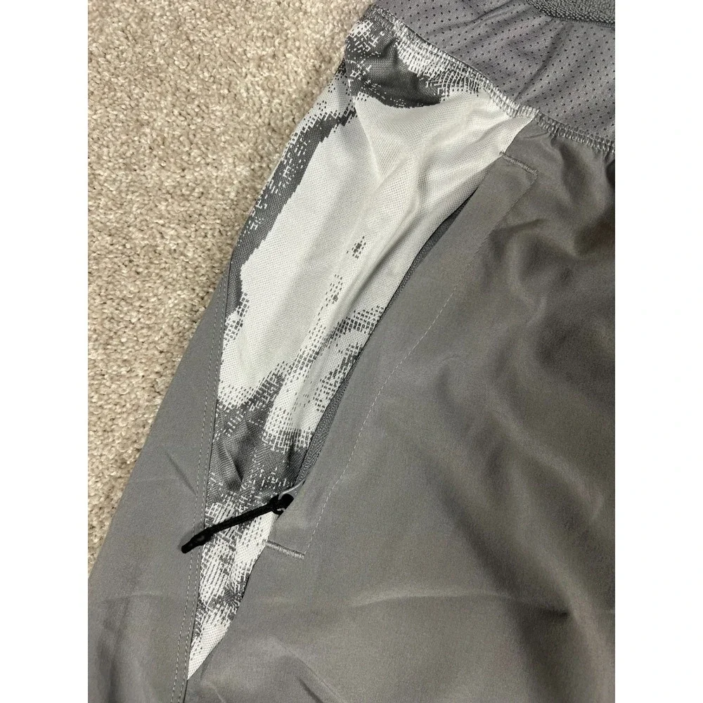 Adidas Mens AEROREADY Training Shorts Grey‎ Marble Print Zip Pockets GG2886 NEW